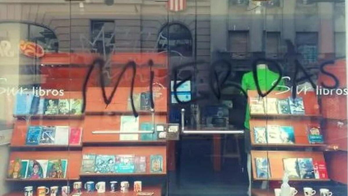 Vandalizaron la sede del PJ de La Plata y vinculan el hecho a una "escalada de violencia"