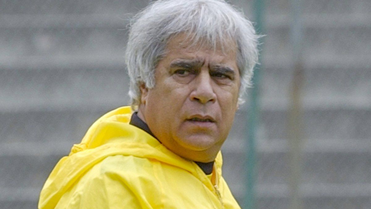 Historic Argentine soccer coach died