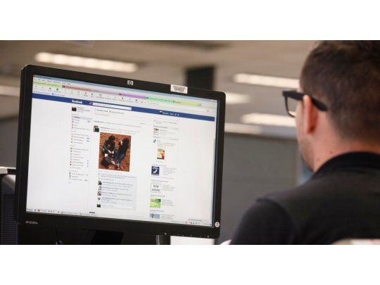 Facebook y Google le declaran la guerra a las noticias falsas