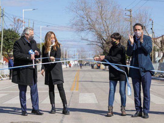 Alberto Fernández inauguró 1000 obras