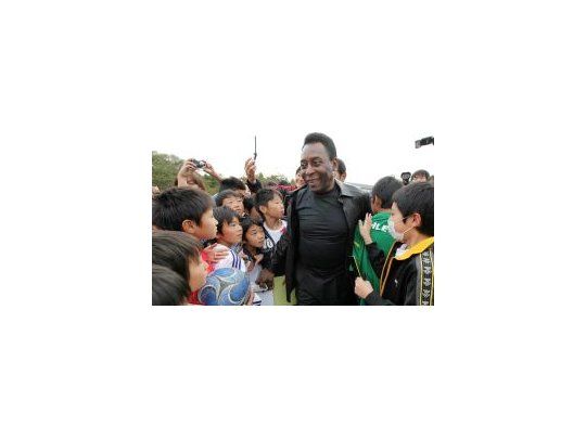 Confesión. Pelé desmintió el rumor que se instaló hace muchos años sobre su inicio sexual.