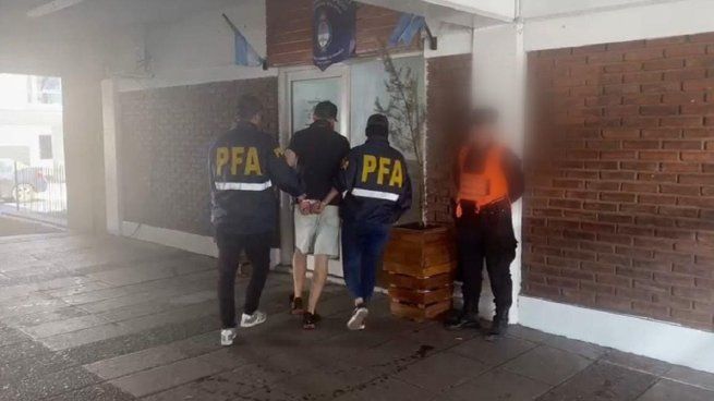 La Policía Federal desbarató a una banda que contrabandeaba perros.&nbsp;