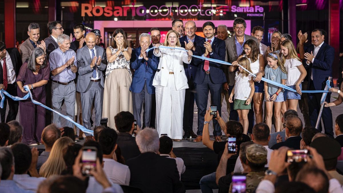 Maximiliano Pullaro inaugur� el Aeropuerto de Rosario y apunt� contra el Gobierno: 