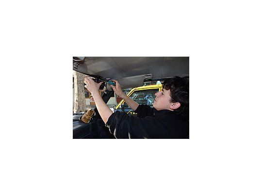 Ya rige el aumento tarifario de 9% en taxis