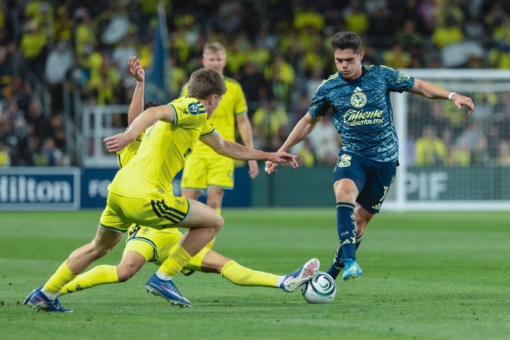 América y Nashville empataron sin goles en el juego de ida de los Cuartos de Final de la Concacaf Champions Cup disputado en el Geodis Park, casa del conjunto de la MLS, dejando la serie abierta para la próxima semana en la cancha del Estadio Azteca. América y Nashville empataron sin goles en el juego de ida de los Cuartos de Final de la Concacaf Champions Cup disputado en el Geodis Park, casa del conjunto de la MLS, dejando la serie abierta para la próxima semana en la cancha del Estadio Azteca.