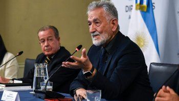 El gobernador de San Luis Alberto Rodríguez Saá presentó en en el Congreso el Observatorio de la Deuda Pública, que dirigirá Alejandro Olmos Gaona.