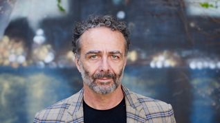 Martínez Siccardi cuestiona el relato histórico sobre la construcción del Estado argentino. Martínez Siccardi cuestiona el relato histórico sobre la construcción del Estado argentino.