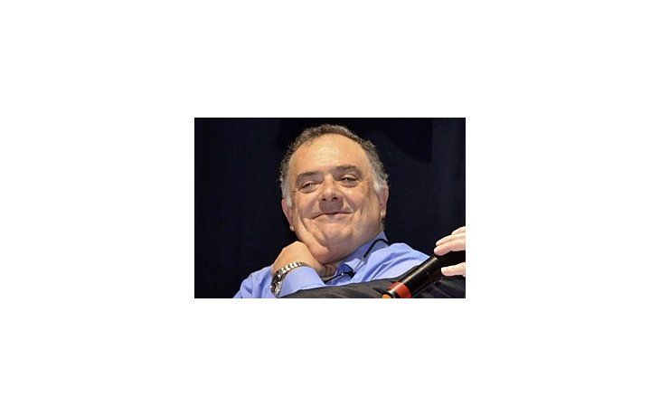 Eduardo Valdés.