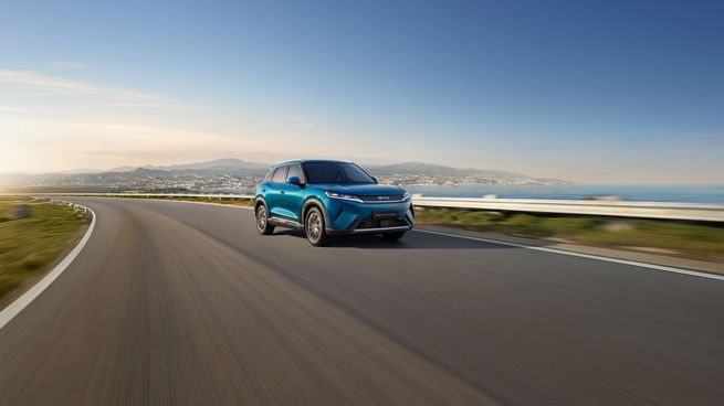 El BYD ATTO 2 DM-i, nuevo modelo electrificado de la marca, debutará en Argentina con tecnología híbrida enchufable y foco en la eficiencia urbana