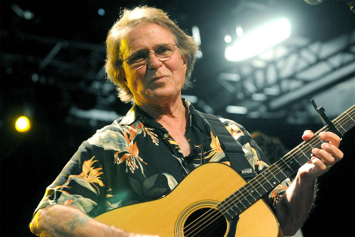 McDonald mantuvo su postura antibelicista a lo largo de toda su carrera. McDonald mantuvo su postura antibelicista a lo largo de toda su carrera.