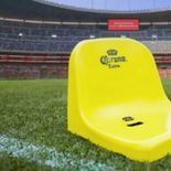 En la compra de 3 mil pesos ej su tienda, el Club América regalaba un pedazo de historia del Estadio Azteca: una butaca. En la compra de 3 mil pesos ej su tienda, el Club América regalaba un pedazo de historia del Estadio Azteca: una butaca.