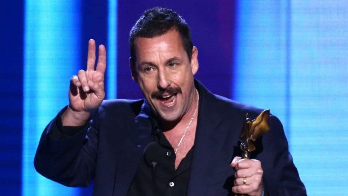 Adam Sandler will receive a prestigious award for his career with humor