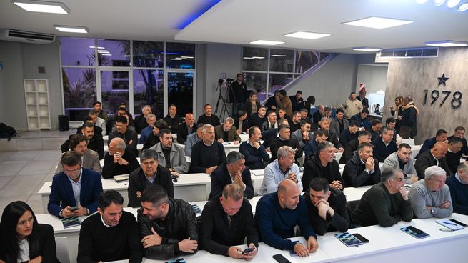 La AFA anunció que sumará un nuevo título oficial en 2027 y avanzó en una serie de reformas para el torneo local.