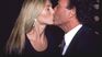Before being a singer, Julio Iglesias dreamed of being a soccer player, but a traffic accident kept him away from the fields. Before being a singer, Julio Iglesias dreamed of being a soccer player, but a traffic accident kept him away from the fields.