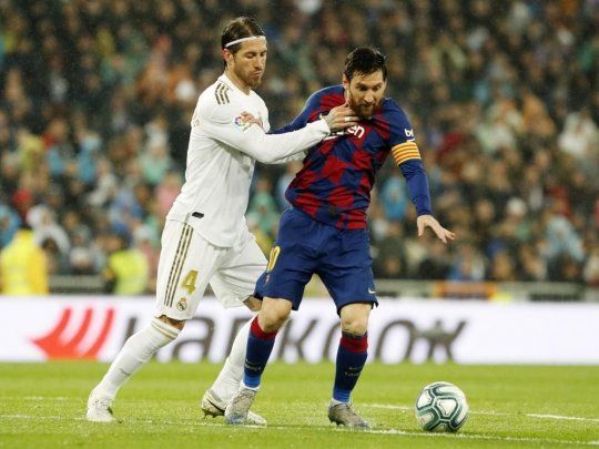 Ramos y Messi, durante el último clásico entre Real Madrid y Barcelona.