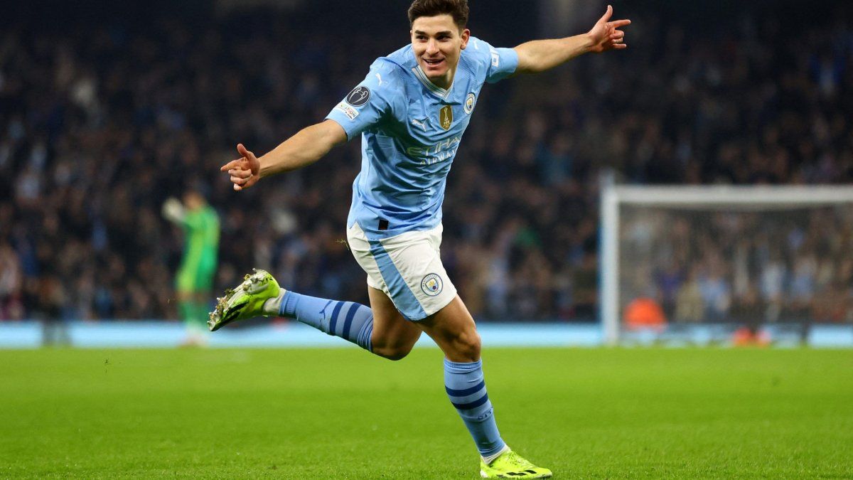 PSG gets into the fight for Julián Álvarez and wants to have him next season