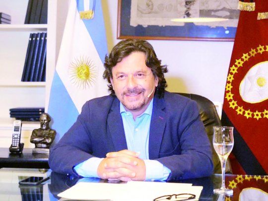 Puja local. En la provincia que gobierna Gustavo Sáenz votarán 12 senadores, 30 diputados y concejales.