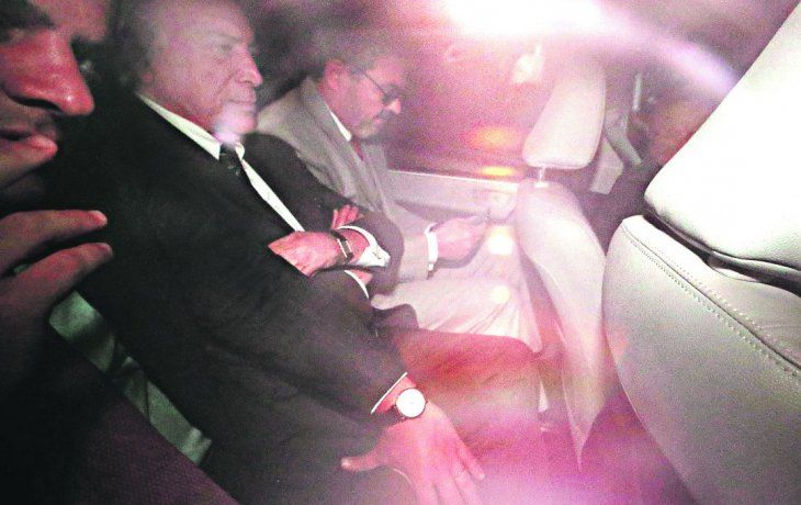Déjà vu. Como en marzo, Michel Temer debió entregarse a las autoridades para cumplir prisión preventiva en un caso por corrupción.