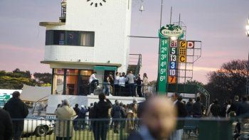 batalla campal en el hipodromo de san isidro por un polemico fallo con destrozos
