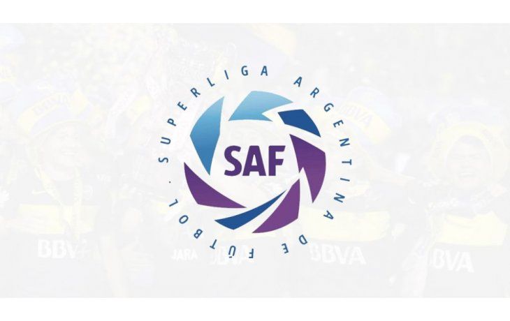 La Superliga otorgará licencias para poder participar.