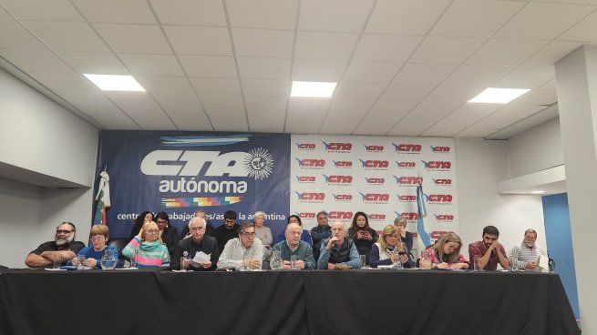 El documento fue compartido por ambas centrales obreras.