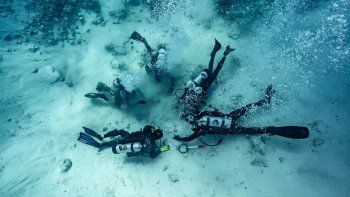 encontraron increibles tesoros en una embarcacion a vela que se hundio hace 350 anos