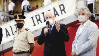Campaña. Jorge Taiana, junto a Daniel Filmus, encabezó la ceremonia formal del inicio de la campaña antártica de Verano.