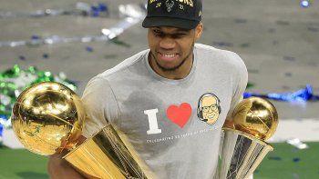 milwaukee bucks campeon de la nba despues de medio siglo
