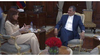 Cristina de Kirchner junto a Rafael Correa.