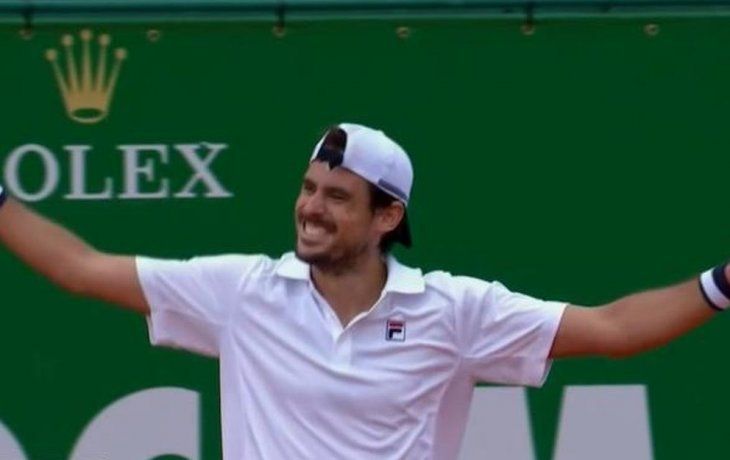 Pella dio otro gran golpe en Montecarlo
