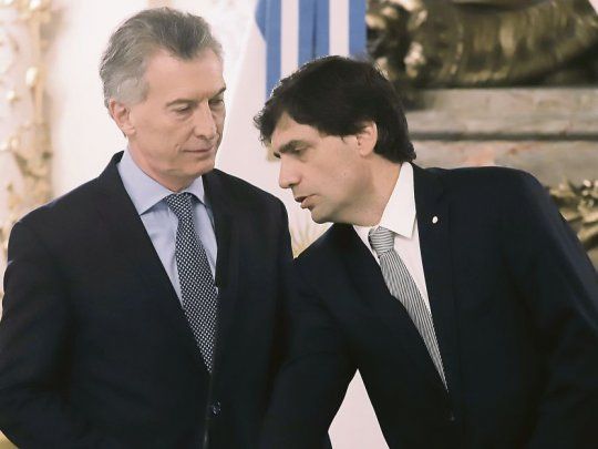 Jura. Mauricio Macri le dio la bienvenida en la Casa de Gobierno a Hernán Lacunza como ministro de Hacienda.&nbsp;