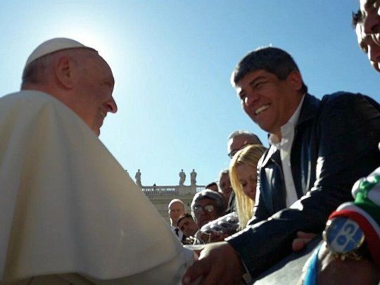 Pablo Moyano_Papa Francisco.jpg