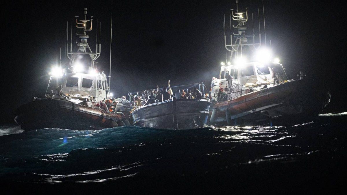 Italian coast guards rescue more than 1,300 migrants in the Mediterranean
