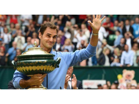 El suizo se consagró por novena vez en el torneo que sirve de ante sala al Grand Slam londinense.