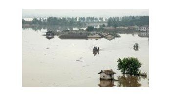 Las inundaciones de junio y julio arrasaron partes de las ciudades y dejaron sin hogar a 212.200 personas.