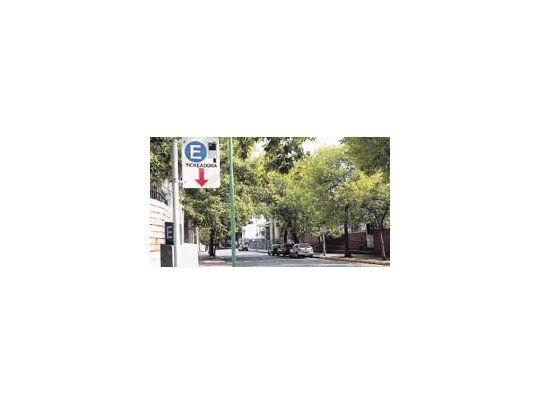 En San Telmo, antes las calles estaban repletas y no se podía estacionar. A partir de la colocación de ticketeadoras en noviembre, aquéllas están casi vacías y siempre hay dónde dejar el auto.