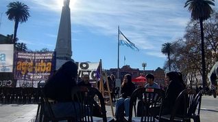 La UBA dará clases públicas en Plaza de Mayo. La UBA dará clases públicas en Plaza de Mayo.