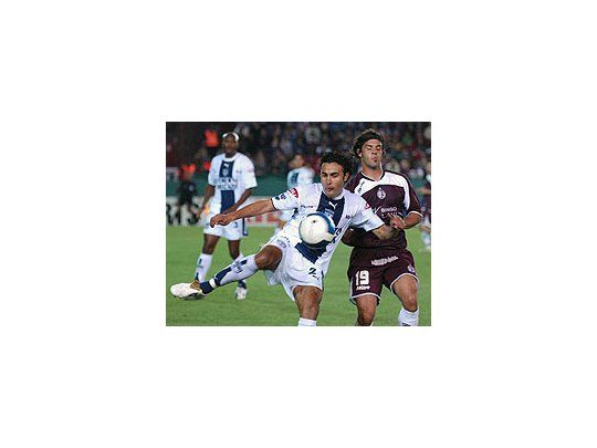 Lanús perdió 3-0 como local frente al conjunto mexicano Pachuca