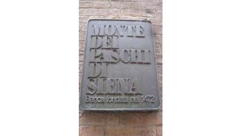 El Gobierno de Italia aprobó el rescate al banco más antiguo del mundo