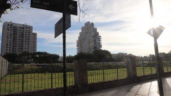 denuncian que sancor seguros compro de forma ilegal un predio de siete hectareas en colegiales