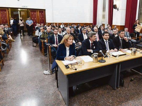 luz verde. En Mendoza se desarrolla desde esta semana el primer juicio por jurados, un sistema que ya aplica un puñado de distritos y que ayer logró el aval de la Corte.