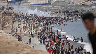 España desplega un operativo para contener la crisis migratoria.
