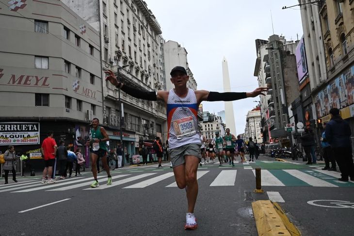 Miles de participantes disfrutaron el evento que reunió a runners de todo el mundo. Miles de participantes disfrutaron el evento que reunió a runners de todo el mundo.