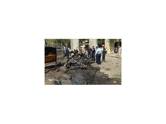 Atentado con coche bomba en Irak deja al menos dos muertos