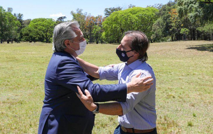 ámbito.com | Alberto Fernández Lacalle Pou.jpeg