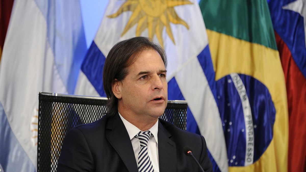 Lacalle Pou traveled to the presidents’ retreat in Brazil where Lula seeks to relaunch Unasur