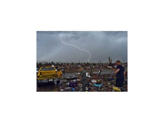 Lo que dejó el potente tornado del 20 de mayo.