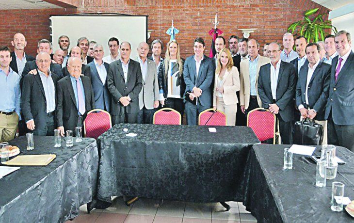 Debut. La primera reunión de la Liga Bioenergética fue en la Casa de Salta en Buenos Aires con el secretario de Energía, Javier Iguacel.