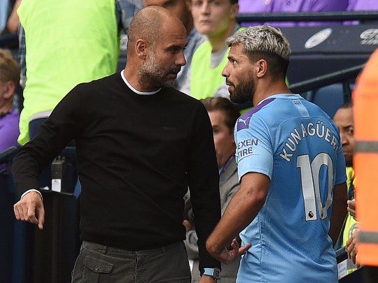 aguero guardiola manchester city.jpg
