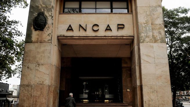 Ancap viene financiando el congelamiento en el precio de los combustibles.